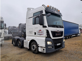 Vilcējs MAN TGX