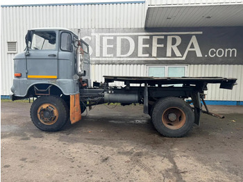 Bortu kravas automašīna/ Platforma IFA W 50 LA , 4x4: foto 2