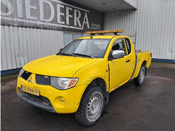 Vieglā automašīna MITSUBISHI L200