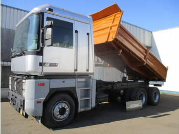 Kravas automašīna pašizgāzējs RENAULT Magnum 385