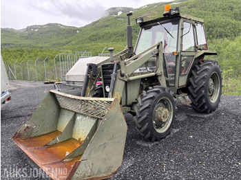 Traktors MASSEY FERGUSON 1000 series