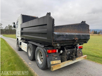 Kravas automašīna pašizgāzējs 1999 Scania 144G TIPPBIL: foto 2