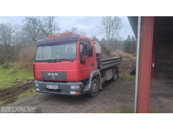 Kravas automašīna pašizgāzējs MAN