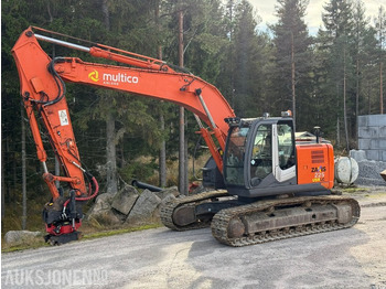 Ekskavators HITACHI