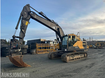 Ekskavators VOLVO EC220EL