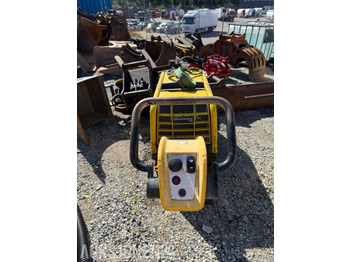Veltnis 2018 Wacker Neuson DPU80 vibroplate / 771kg: foto 3