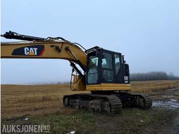 Ekskavators CATERPILLAR 325