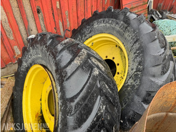 Lauksaimniecības tehnika JOHN DEERE