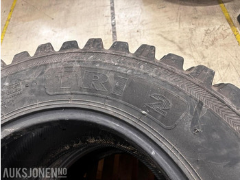 Lauksaimniecības tehnika 2 stk. Nokian TRI 2 460/65R24 traktordekk: foto 4 Lauksaimniecības tehnika 2 stk. Nokian TRI 2 460/65R24 traktordekk: foto 4