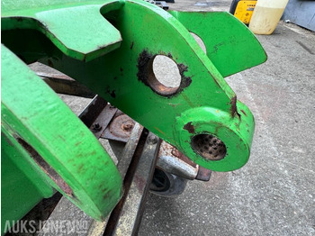 Lauksaimniecības tehnika Lite brukt løftearm til Avant 630: foto 4 Lauksaimniecības tehnika Lite brukt løftearm til Avant 630: foto 4