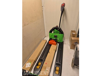 Iekraušanas tehnika EP EQUIPMENT