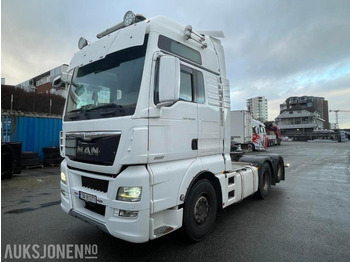 Vilcējs MAN TGX