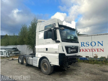 Vilcējs MAN TGX