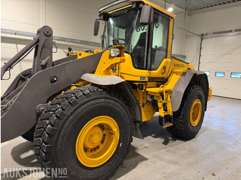 Riteņu iekrāvējs VOLVO L120F HJULLASTER MED SKUFFE, SENTRALSMØRING OG 2 SETT HJUL: foto 2