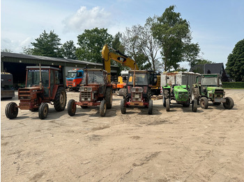 Traktors INTERNATIONAL