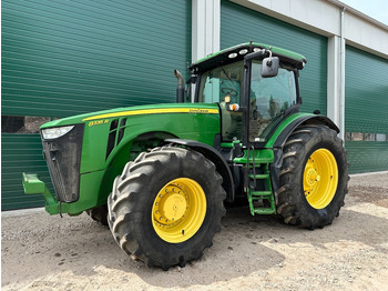 Traktors JOHN DEERE 8335R