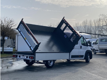 Jaunā Komercauto pašizgāzējs, Kravas-pasažieru furgons PEUGEOT BOXER L4 DOKA 180 PS | SCATTOLINI DREISEITENKIPPER 3150MM: foto 4