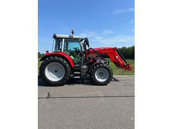 Traktors MASSEY FERGUSON 100 series