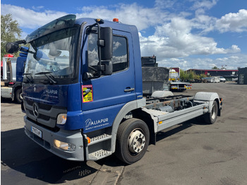 Šasija kravas automašīna MERCEDES-BENZ