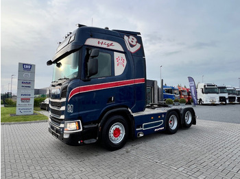 Vilcējs SCANIA R 520