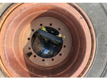 Ritenis Anvelope Cu 24PR 4 BUC VOLA Incarcator VOLVO KOMATSU JCB: foto 2 Ritenis Anvelope Cu 24PR 4 BUC VOLA Incarcator VOLVO KOMATSU JCB: foto 2