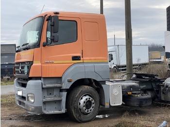 Vilcējs Mercedes-Benz Axor MP2 1843: foto 4