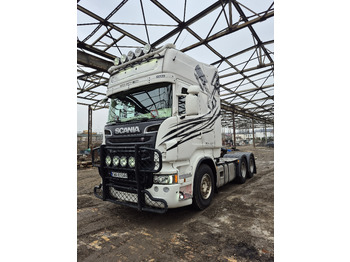 Vilcējs SCANIA R 560