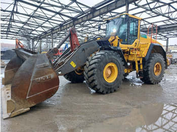 Riteņu iekrāvējs VOLVO L150H