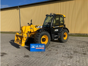 Teleskopiskais iekrāvējs JCB