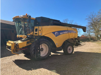 Labības kombains New Holland CX 8090 ALLRAD SIEBKASTENAUSGLEICH: foto 3