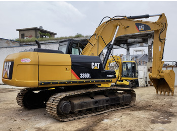 Kāpurķēžu ekskavators CATERPILLAR 336D