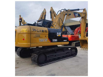 Kāpurķēžu ekskavators CATERPILLAR 320D2