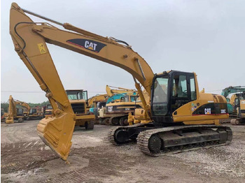 Kāpurķēžu ekskavators CATERPILLAR 320C