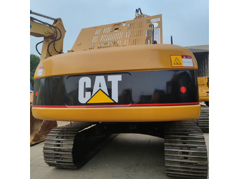 Kāpurķēžu ekskavators CATERPILLAR 320CL