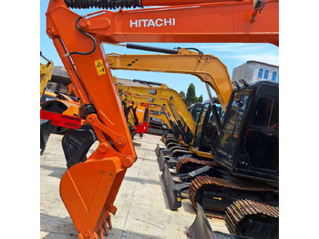 Kāpurķēžu ekskavators HITACHI ZX70
