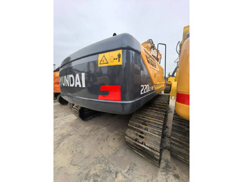 Kāpurķēžu ekskavators Hyundai 220LC-9S Excavator: foto 2