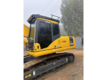 Kāpurķēžu ekskavators KOMATSU PC200-7