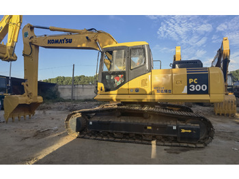 Kāpurķēžu ekskavators KOMATSU PC300-7