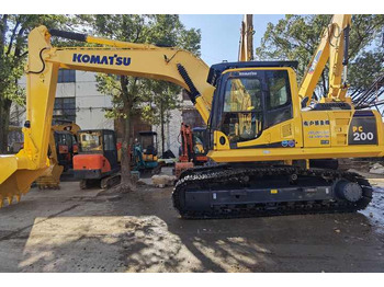 Kāpurķēžu ekskavators Secondhand komatsu  pc220-8 excavator low price high quality Japan Komatsu Excavator PC220-8 for sale: foto 3