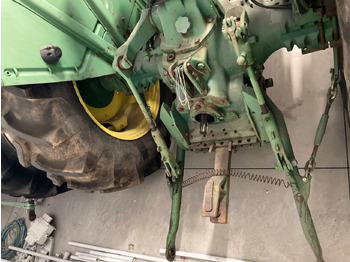 Traktors JOHN DEERE 1020: foto 4