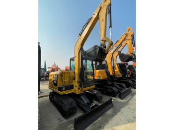 Kāpurķēžu ekskavators CATERPILLAR 305.5E2