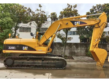 Kāpurķēžu ekskavators CATERPILLAR 320C