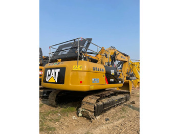 Kāpurķēžu ekskavators CATERPILLAR 329