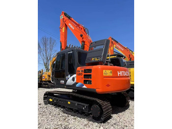 Kāpurķēžu ekskavators HITACHI