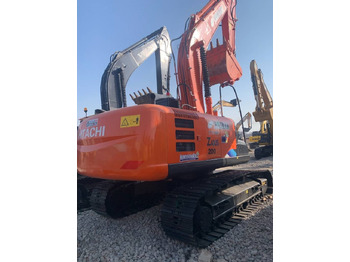 Kāpurķēžu ekskavators HITACHI