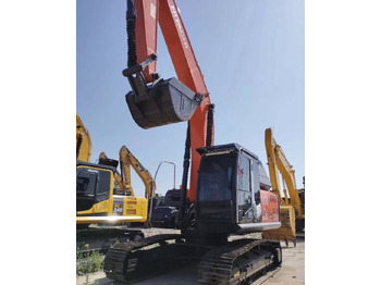 Kāpurķēžu ekskavators HITACHI ZX240
