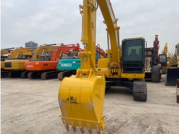 Kāpurķēžu ekskavators KOMATSU PC130
