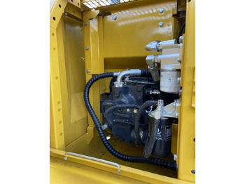 Kāpurķēžu ekskavators Komatsu PC 130: foto 4 Kāpurķēžu ekskavators Komatsu PC 130: foto 4