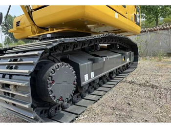 Kāpurķēžu ekskavators Komatsu PC 200-8: foto 4