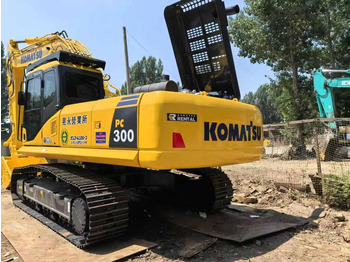 Kāpurķēžu ekskavators KOMATSU PC300